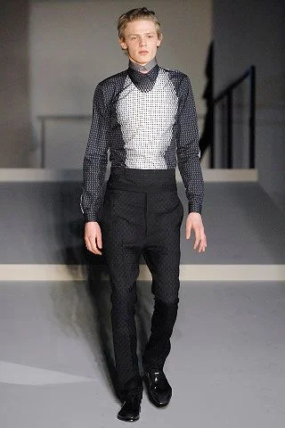 Look 32